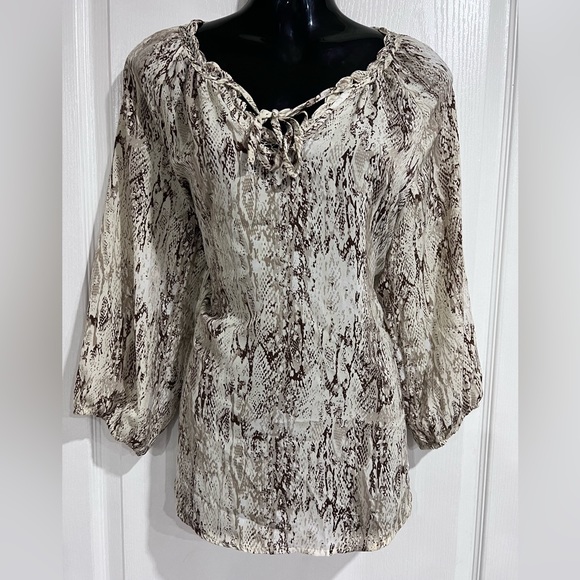 Apt.9 Animal print top ( L ) - Picture 1 of 6